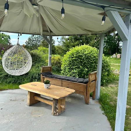 Placowka - Tu Zycie Plynie Wolniej Casa di campagna *